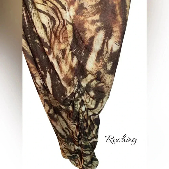 Pretty Little Thing size 0 Animal Printed Mesh Ruched Maxi Dress NWT - Picture 6 of 7